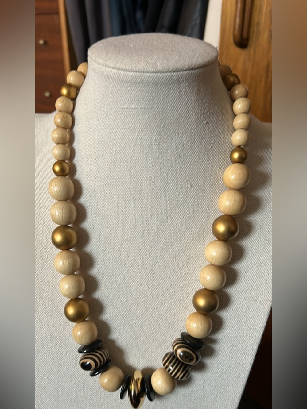 Beaded Wood and Gold Accent Necklace - Beige/Gold